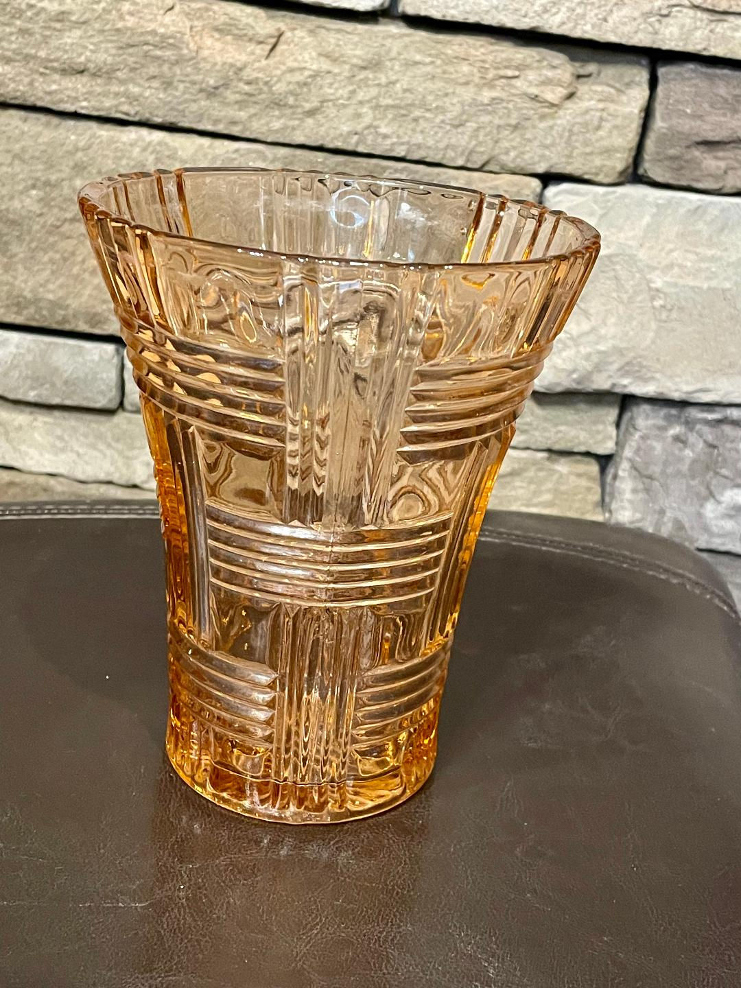 Hazel Atlas Pink Criss Cross vase