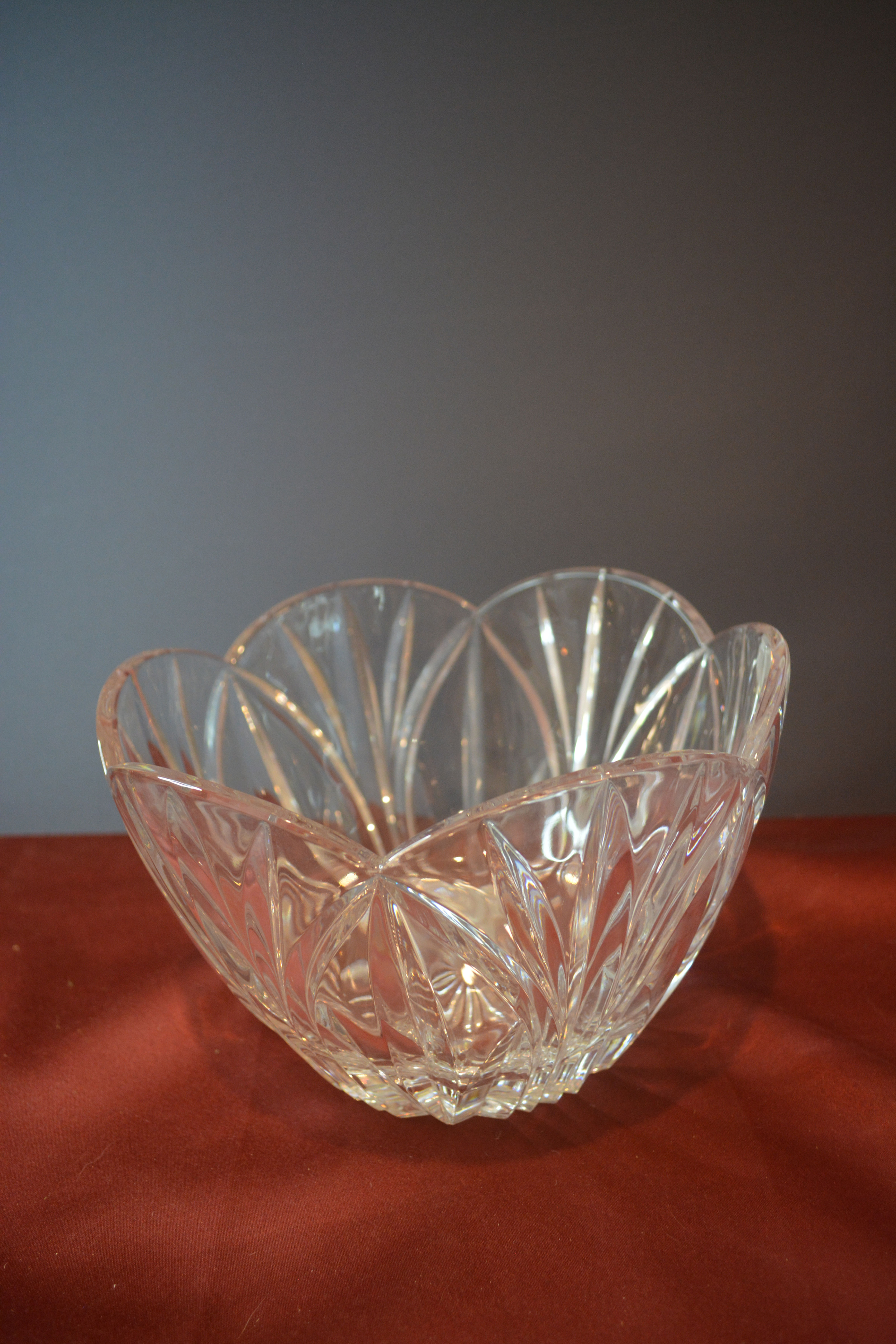 Block Tulip Crystal Serving Bowl NWT