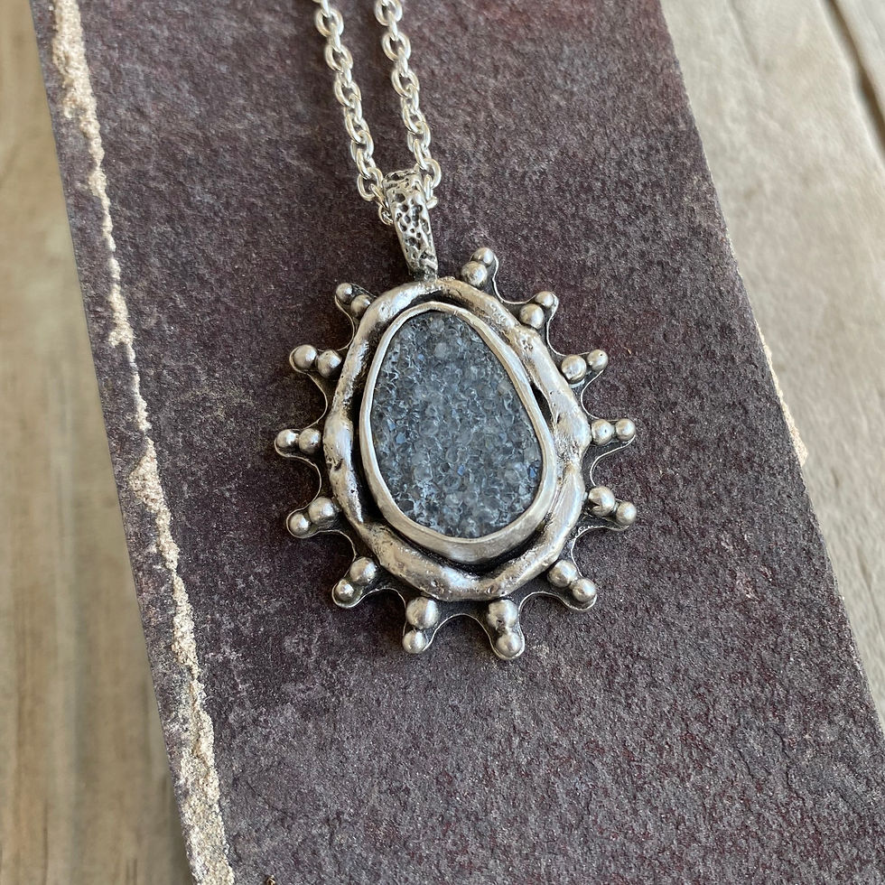 Thumbnail: Chalcedony Druzy