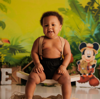 Cake Smash Photographer | Jennifer Ubinas Photography