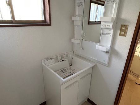 トイレ交換、洗面台交換、キッチン混合水栓交換