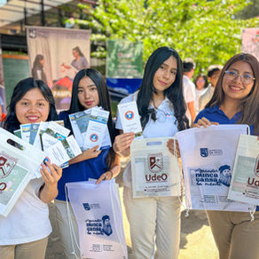 Un paso hacia el futuro: Graduandos exploran su camino en la Feria Universitaria 2026