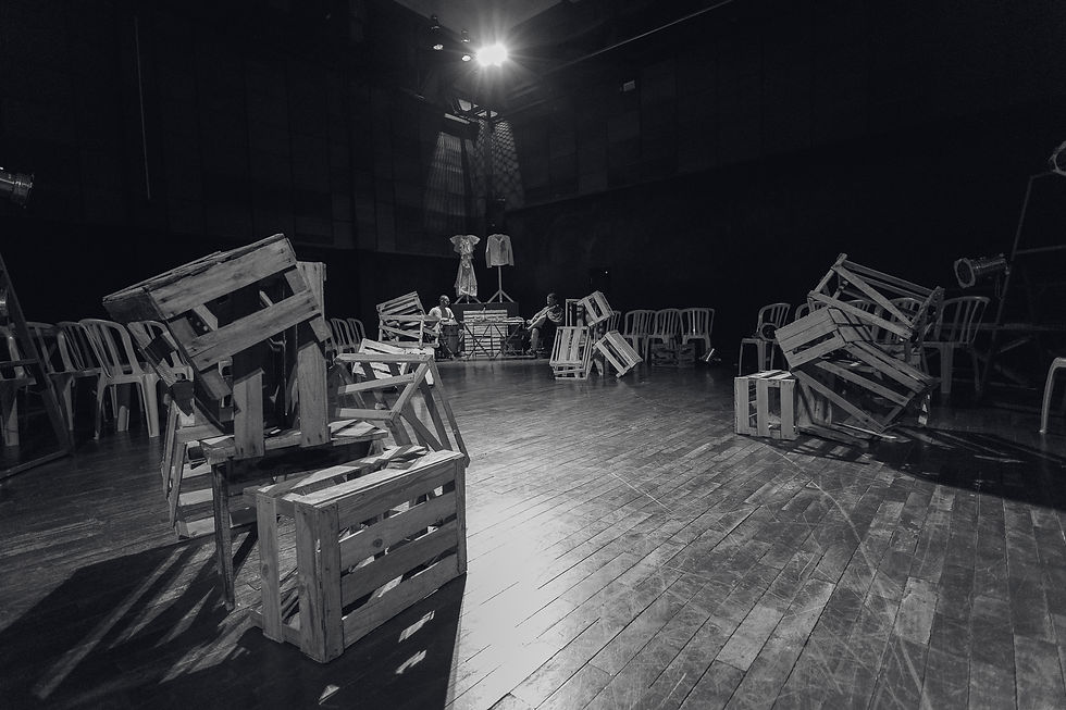 Bastidores do espetáculo "Das Vielas ao Cais".