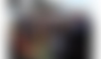 Suriyeli mülteci çocuklara uyum seti dağıtıldı