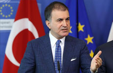 Turkey urges Europe to not build walls against refugees