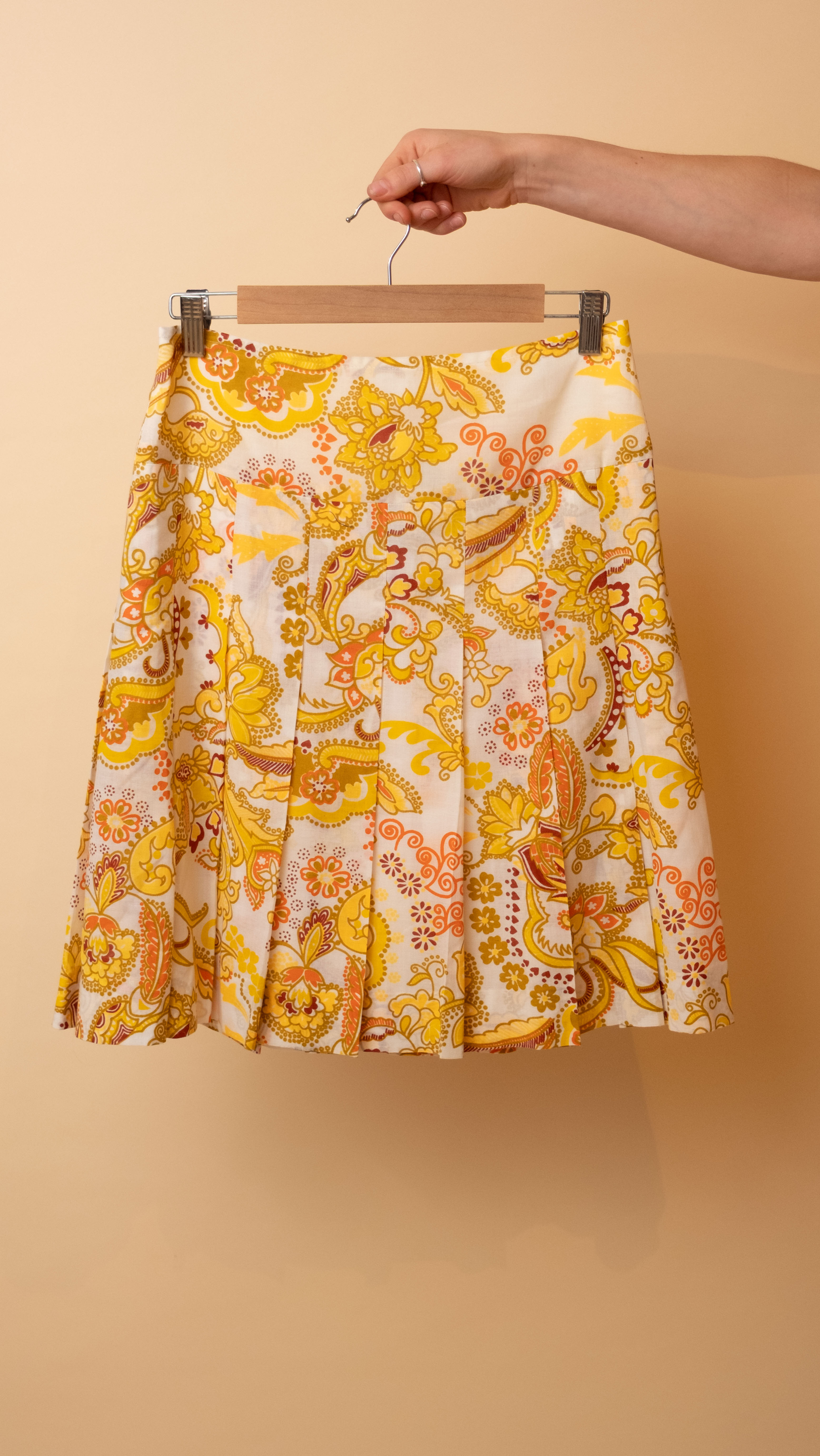 1970s Cotton Paisley Pleated Skirt | Size 10