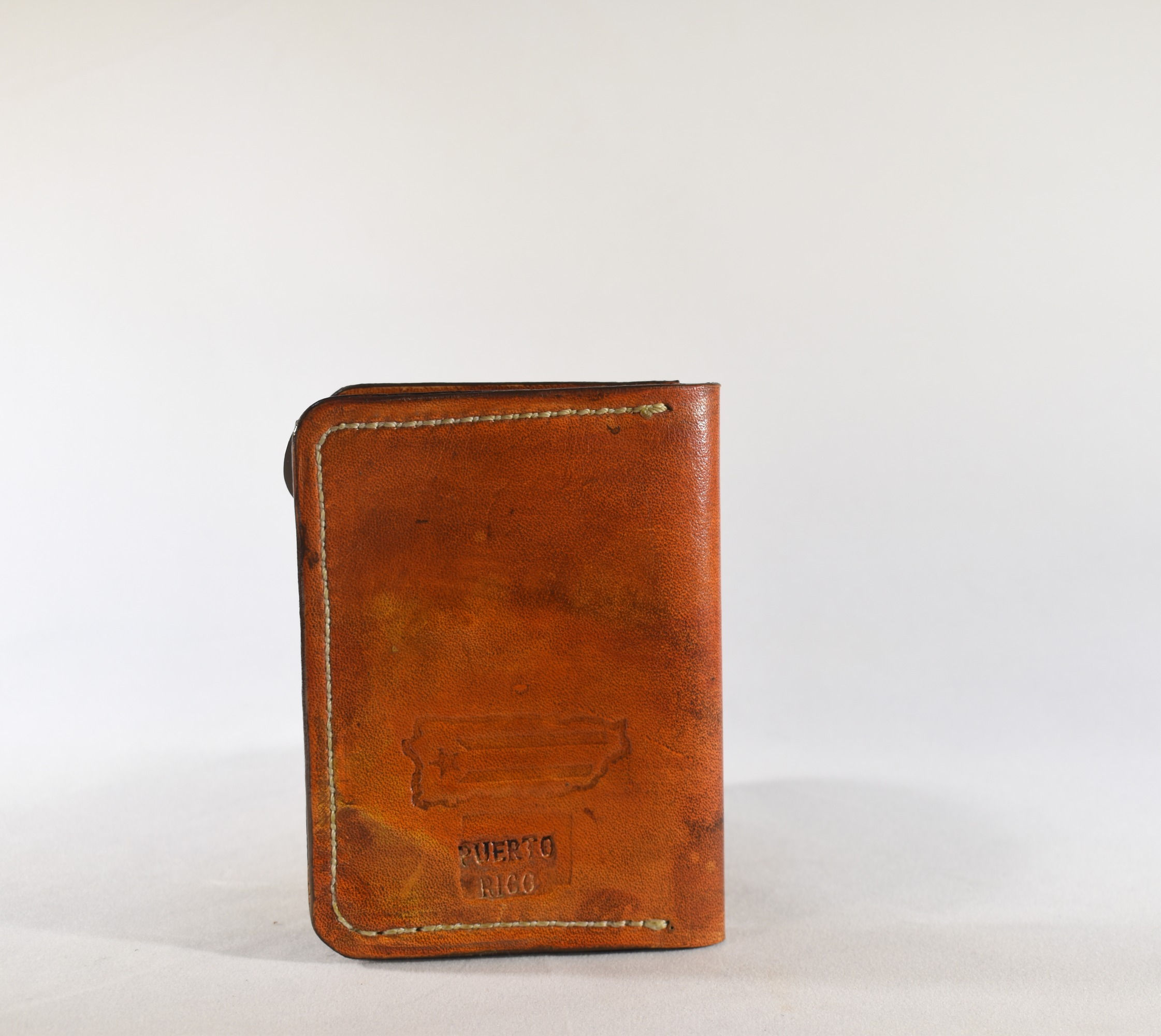 Billetera de cuero genuino ‘Bi-Fold’ 2