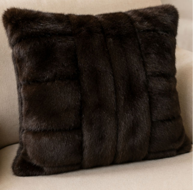 Coussin en fourrure de vison deux coté fourrure