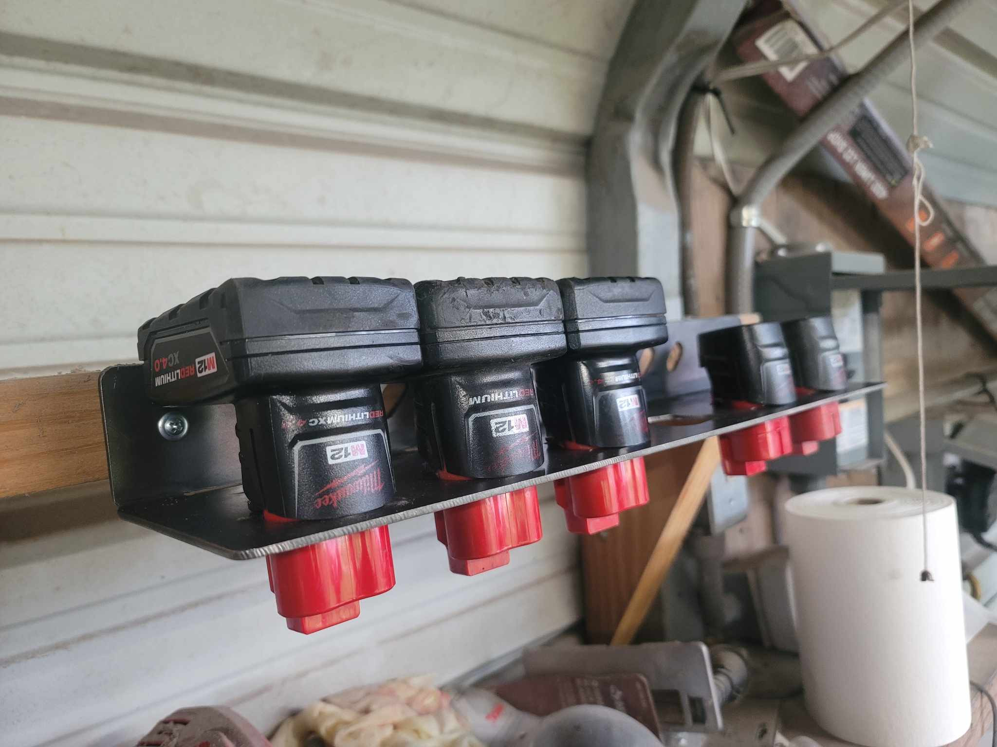 Milwaukee M12 - 6 Battery Holder