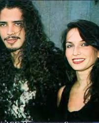 Soundgarden: empresária da banda e 1ª esposa de Chris Cornell em entrevista para a revista Variety - Parte 1/2