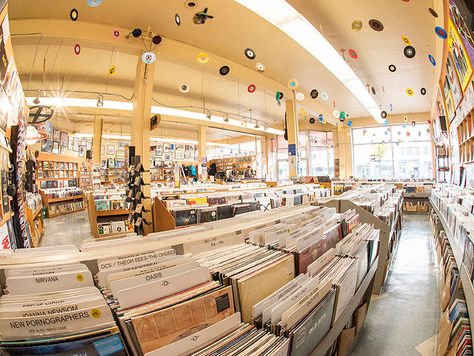 Vinil vendeu mais cópias do que CD em 2022 nos EUA pela 1ª vez em 35 anos