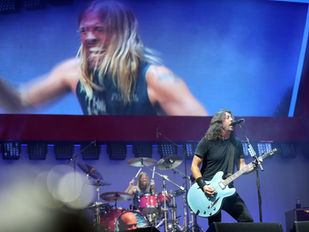 Foo Fighters: as 02 músicas mais difíceis de tocar na bateria, segundo Taylor Hawkins