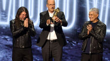Nirvana: grupo recebe o prêmio Video Vanguard no MTV VMAs 2026