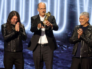 Nirvana: grupo recebe o prêmio Video Vanguard no MTV VMAs 2026
