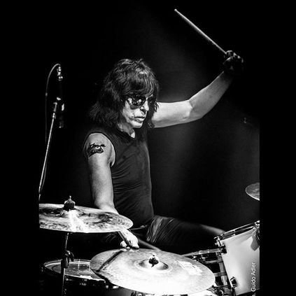 Marky Ramone: “Morrissey pediu desculpas a nós pela crítica que ele escreveu sobre os Ramones quando ainda era adolescente”