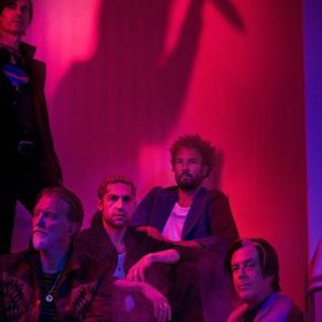 Queens of The Stone Age: grupo cancela todas as datas de shows em 2024