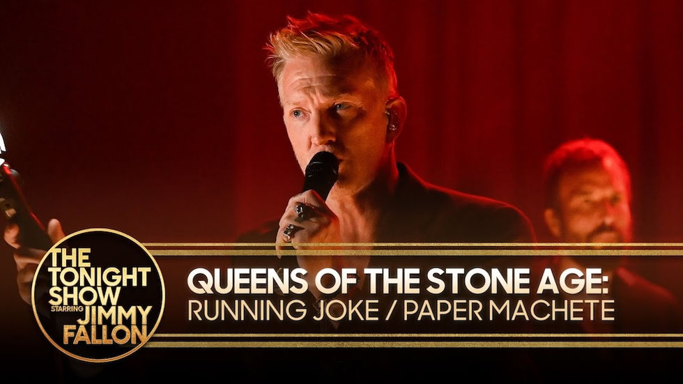 Queens of The Stone Age: confira apresentação na TV americana em 2025 da canção "Running Joke / Paper Machete"