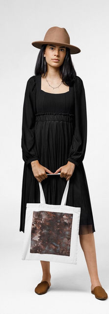 Dutch Chocolate Tote Model Large.jpeg