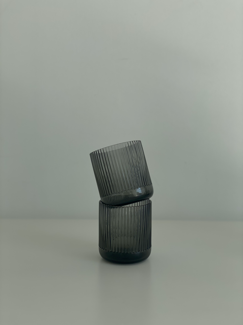 Thumbnail: Prism Glassware, smoke