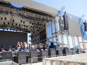 Réveillon 2026: palco em Icaraí está pronto para os shows de Nando Reis, Viradouro e Ludmilla
