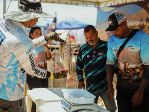 Festival de Pesca no Caiaque termina com 100 quilos de pescados capturados em Maricá