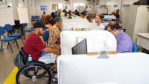 Detran facilita o acesso de idosos e outras pessoas com prioridade à carteira de identidade