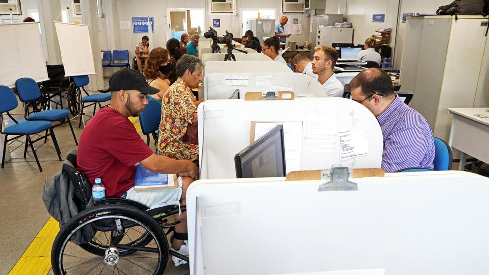 Detran facilita o acesso de idosos e outras pessoas com prioridade à carteira de identidade