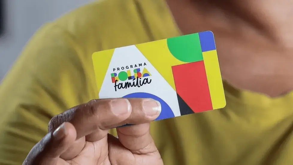 Benefícios do Bolsa Família tem reajuste de 15%; caso cai no TSE