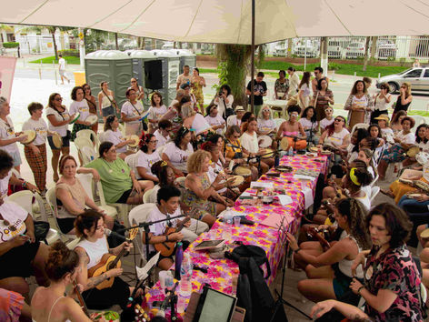 Oficina das Minas fortalece presença feminina no samba com aulas gratuitas e eventos em Niterói