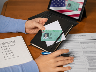 EUA confirmam 186 mil green cards por emprego em 2026