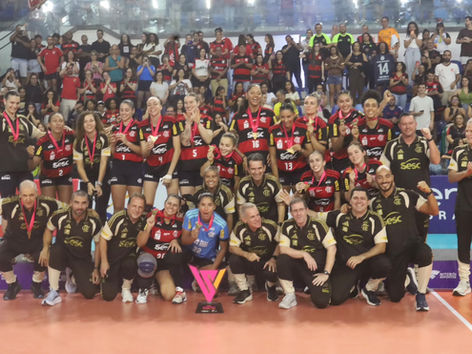 SESC-RJ Flamengo conquista Copa Supervôlei Feminino na Arena Niterói