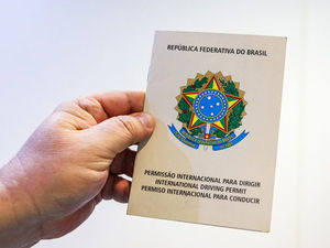 Saiba como solicitar a Permissão Internacional para Dirigir