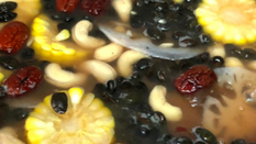 何首乌黑豆汤