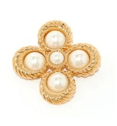 1980s VINTAGE PEARL BROOCH