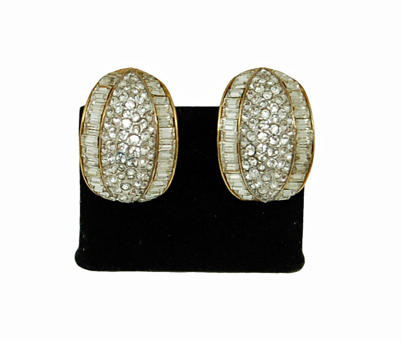VINTAGE ATTWOOD AND SAWYER CRYSTAL DEMI HOOP CLIP ON EARRINGS