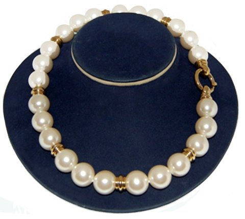 VINTAGE LARGE PEARL COLLAR NECKLACE