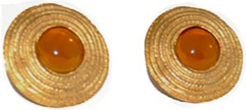 1980s VINTAGE LARGE RIPPLED MATTE GOLD AMBER CLIP ON EARRINGS