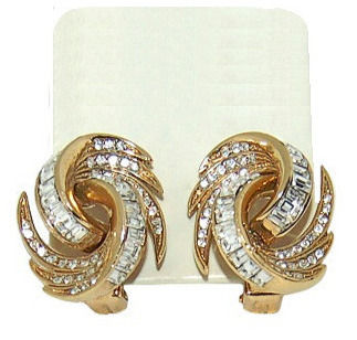 VINTAGE ATTWOOD AND SAWYER BRIDAL SWIRL SWAROVSKI CRYSTAL CLIP ON EARRINGS