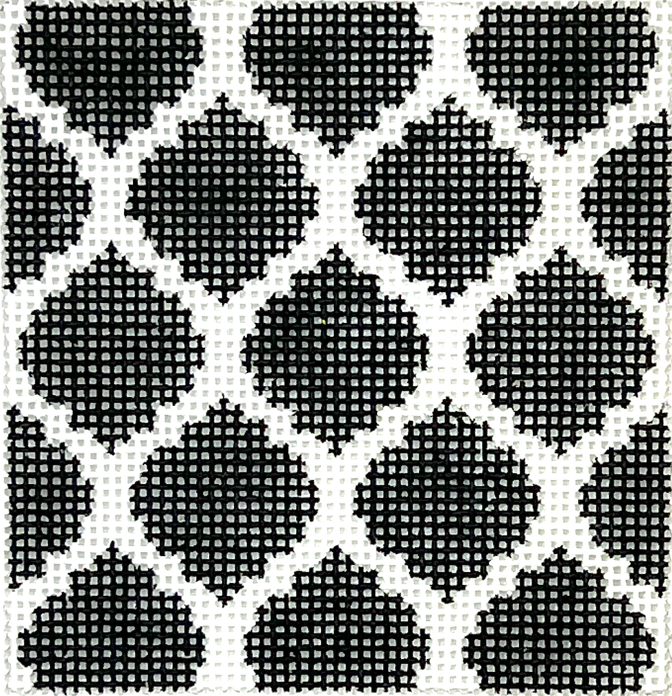 Black & white quatrefoils insert