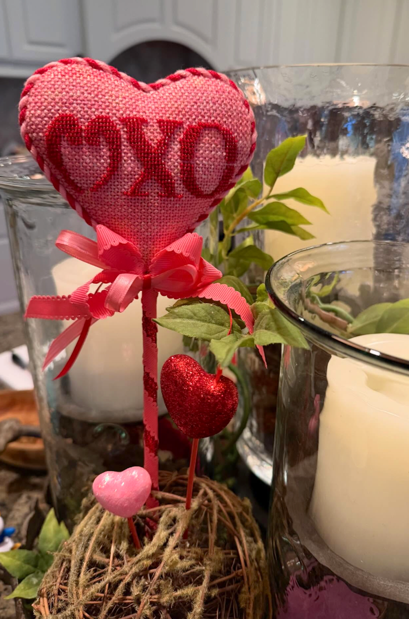 Mini heart standup
