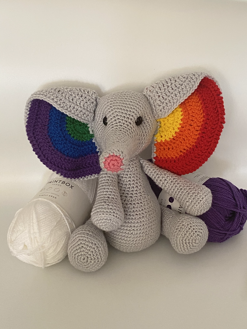 Thumbnail: White rainbow Elephant