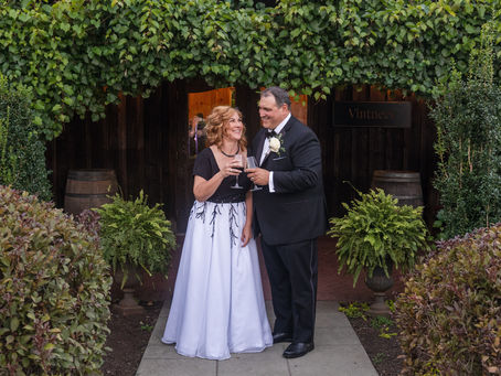Amy & Alex at Rose Bank Winery