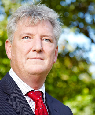 Carsten Corporate.jpg