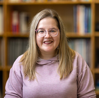 Headshot of Mrs. Kristen Pelkman