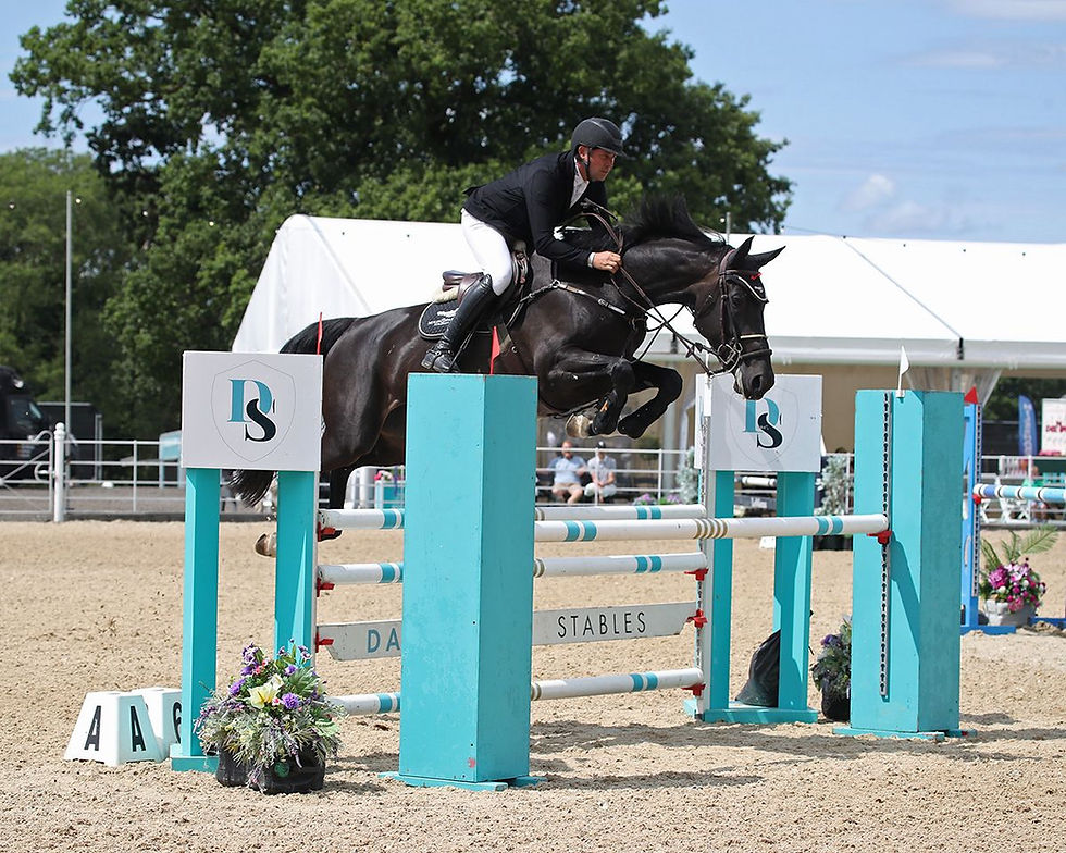 52ed0d61-3a09-43e9-8b78-6fa07dbd8703