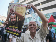 ترامپ: عباس رهبر فلسطینیان نیست، در حال بررسی آزادی برغوثی هستم