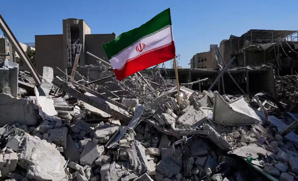 چرا جمهوری اسلامی هنوز شکست نخوردە است