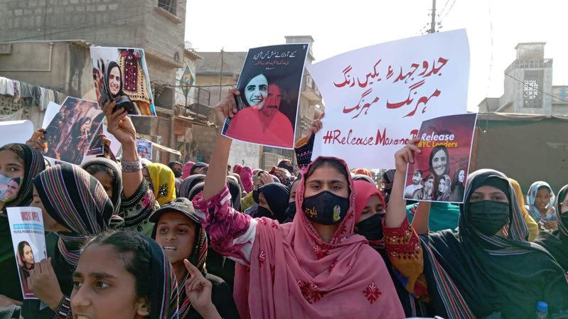 بلوچستان پاکستان: پلیس علیه معترضانی که خواستار آزادی فعالان مدنی هستند از گلوله جنگی استفاده می کند