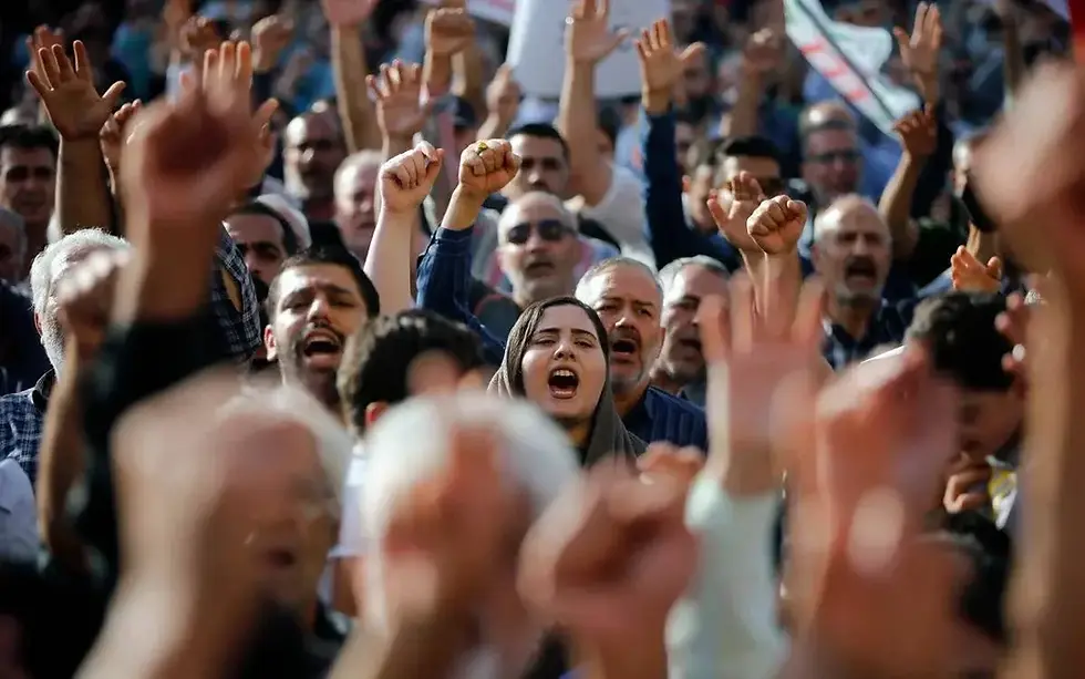 آیا رژیم ایران در آستانه‌ی تزلزل قرار دارد؟ اهداف واقعی پشت حملات اسرائیل چیست؟