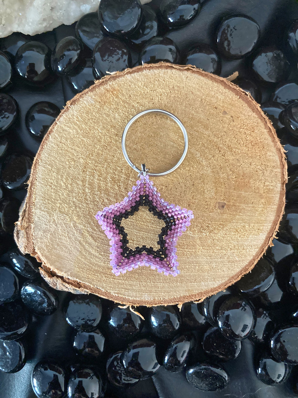 Miniature : Porte-clés Étoile Magique en perles – un talisman pour briller au quotidien